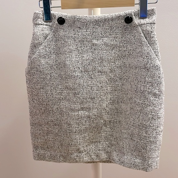 H&M skirt - Picture 2 of 9